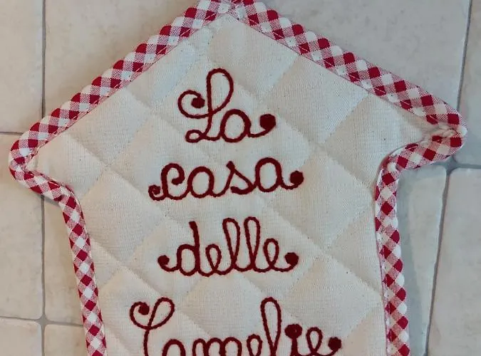 La Casa Delle Camelie Feriehus